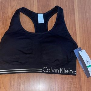 NWT Calvin Klein sports bra